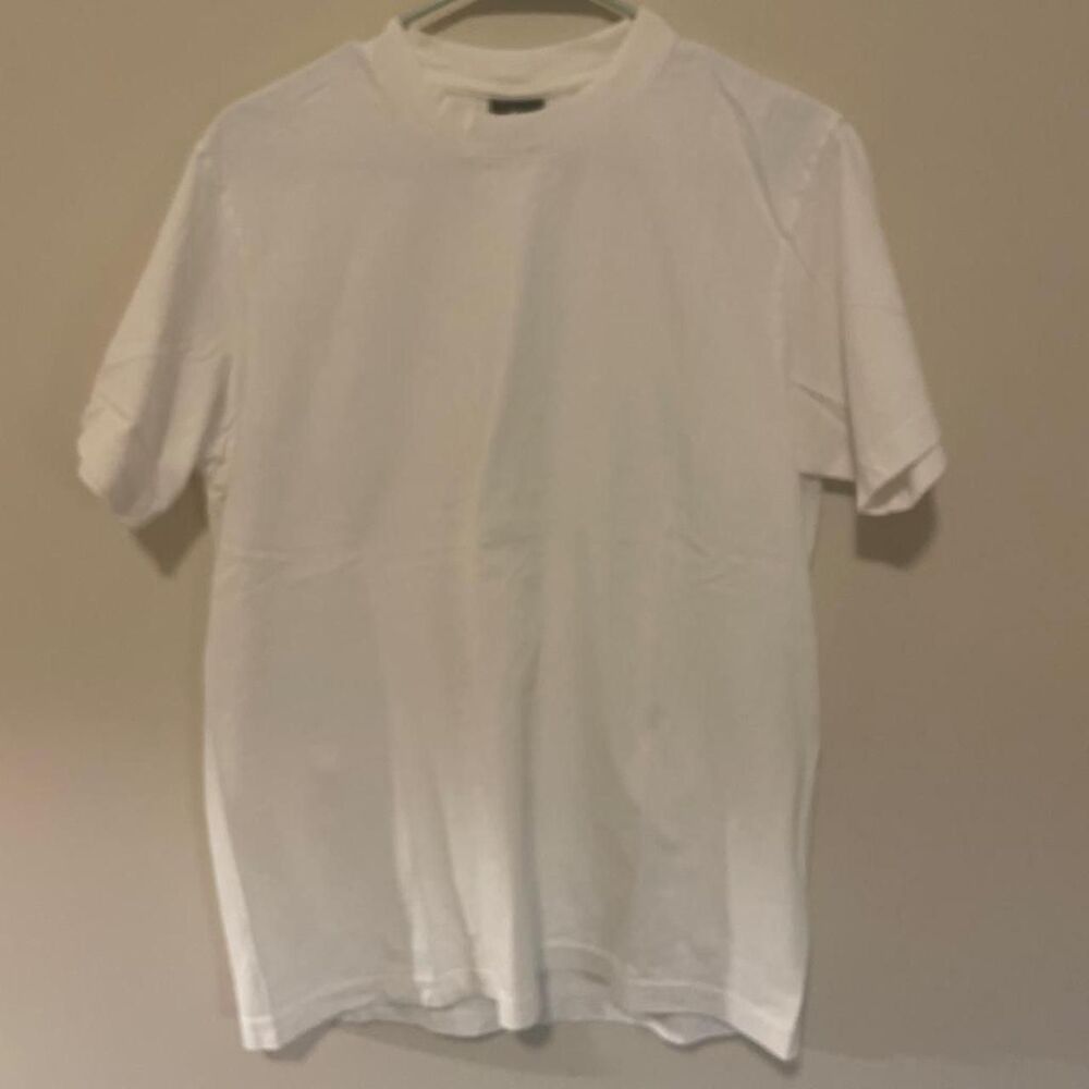 Stussy Men's White T-shirt - Picture 1 of 3
